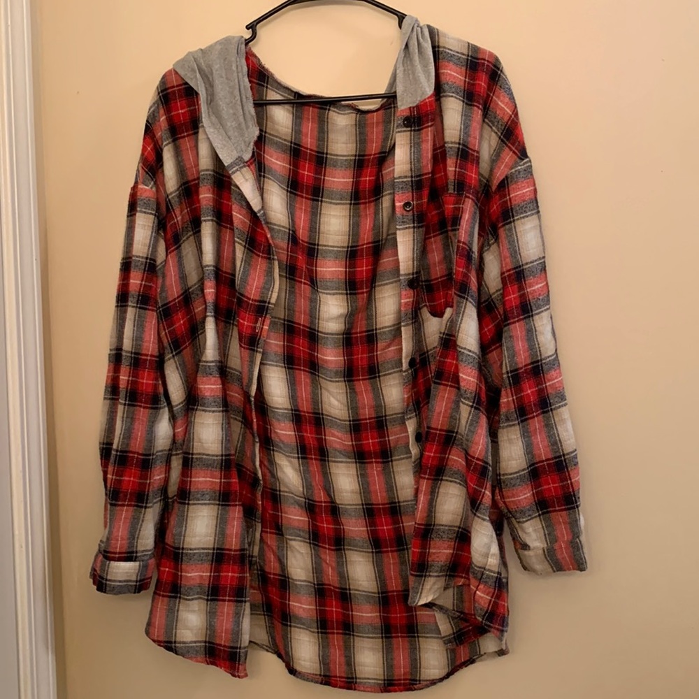 Plaid pattern long sleeve shirt with gray hood